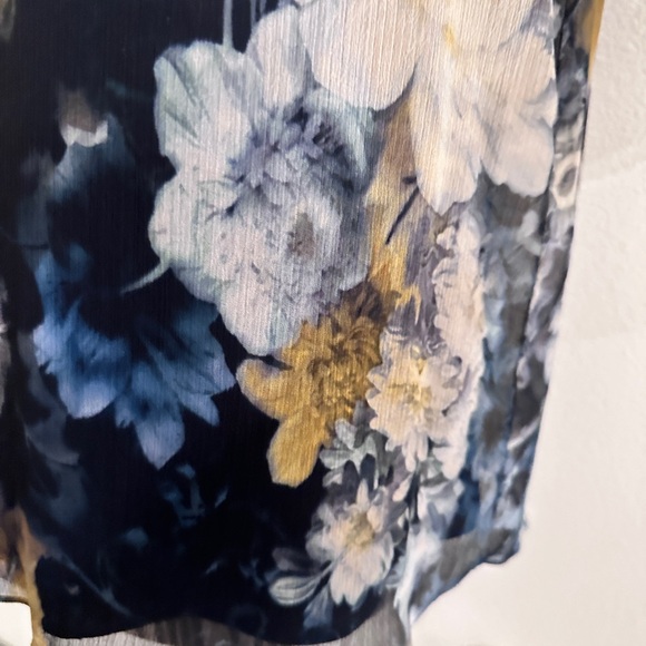 Amanda Uprichard Blue Floral Blouse Ruffle Size medium Revolve - Picture 4 of 8